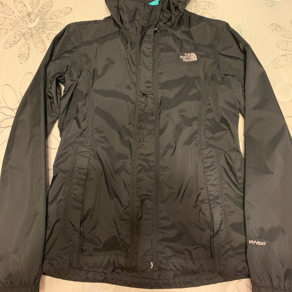 North face windbreaker